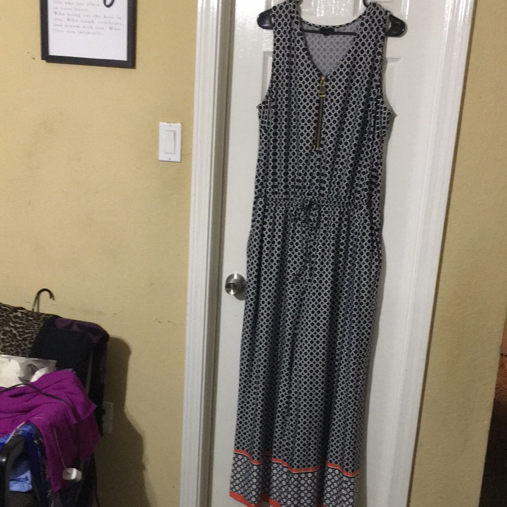 size 2X sleeveless black and white tecera jumpsuit wide legs